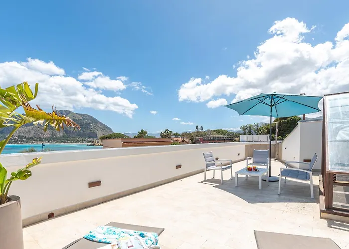 La Terrazza Del Sole Di Mondello